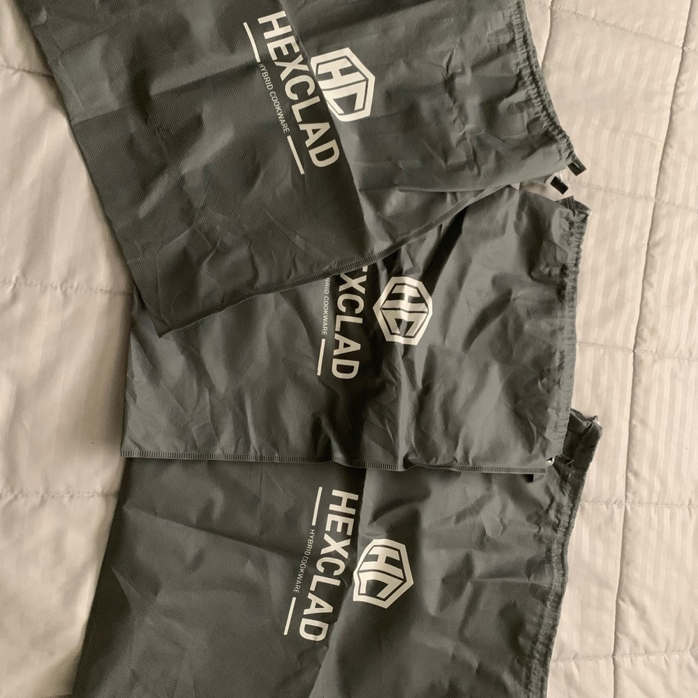 HEXCLAD Drawstring Bags in Charcoal Gray - Set of 3